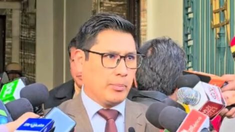 El procurador general del Estado, Ricardo Condori sobre el caso Misiles Chinos