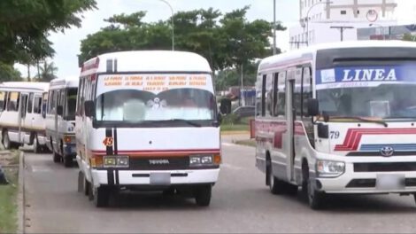 Bloqueos de transportistas en Santa Cruz