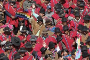 ponchos rojos convocan cabildo en El Alto