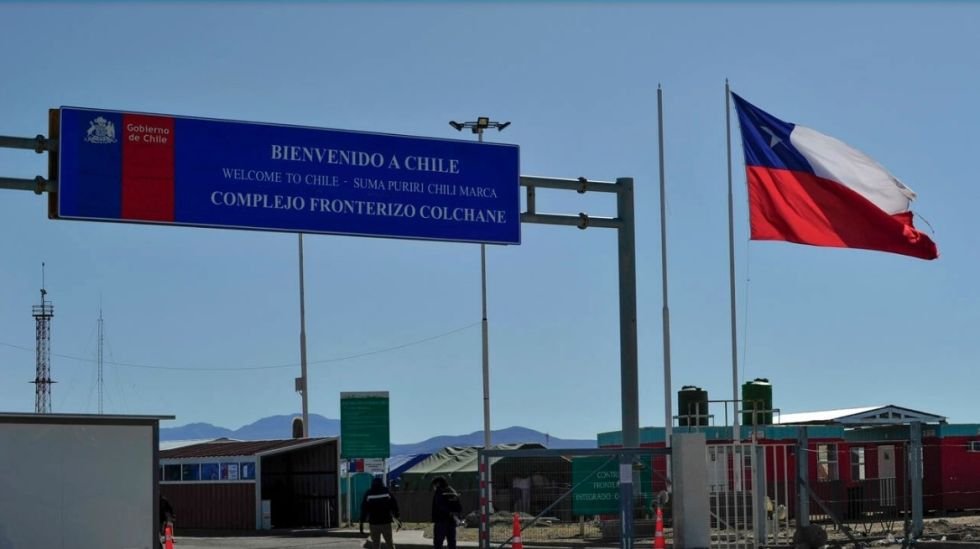 Tráfico de migrantes en la frontera entre Bolivia y Chile
