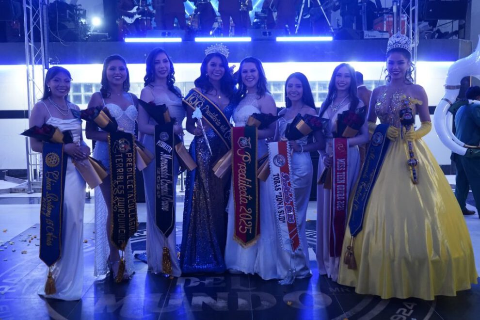 Predilecta Morenada Central Oruro, Dayana Beltrán Guarachi junto a sus damas de honor