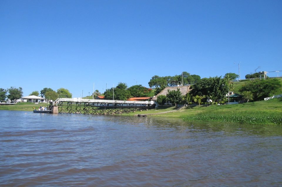 Asesinato en Puerto Quijarro