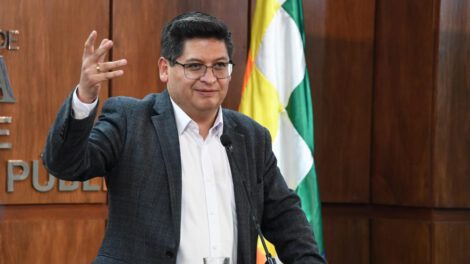 Calificación crediticia de Bolivia según Marcelo Montenegro