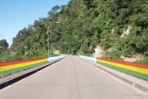 Cerca en frontera Bolivia Argentina