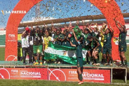 Santa Cruz campeón del torneo nacional de fútbol U-16 damas