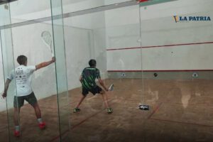 Campeones nacionales de squash Tórrez y Fuertes en Cochabamba