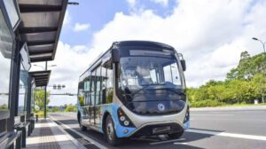 Anuncio de la llegada del bus eléctrico a Cochabamba