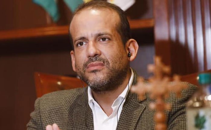 Camacho acusa al MAS de promover la violencia y lucha armada en Bolivia