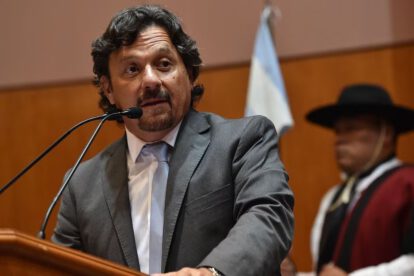 Construcción de cerca en frontera con Bolivia