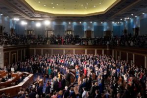 Cámara de Diputados en EEUU exige procesos humanitarios en deportaciones