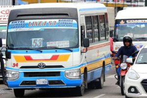 Reordenamiento vehicular en Santa Cruz