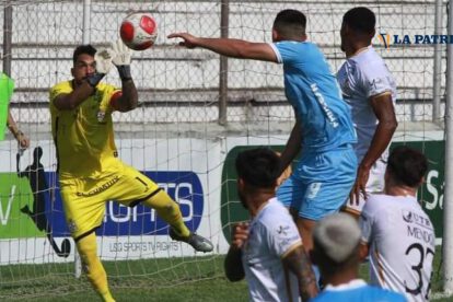 Diego Zamora refuerza el arco de CDT Real Oruro