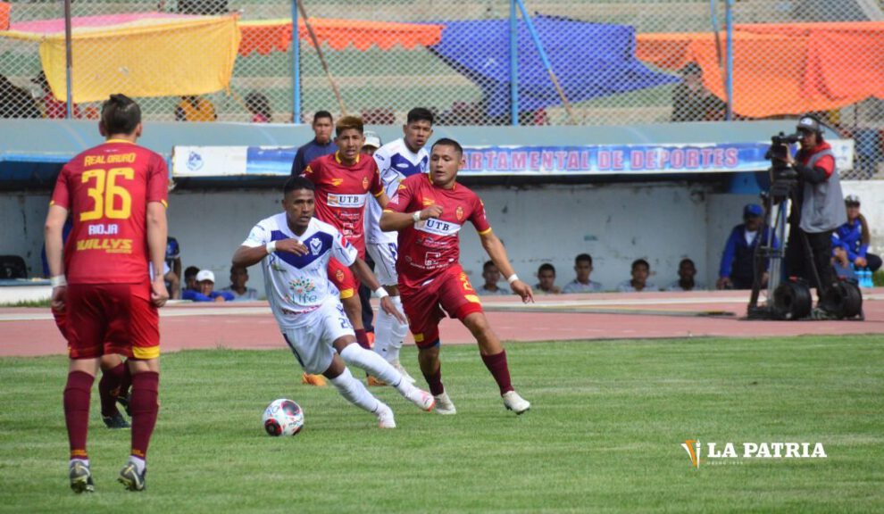 Partido amistoso GV San José CDT Real Oruro