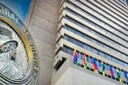 Contenedores con billetes denunciados por María José Salazar