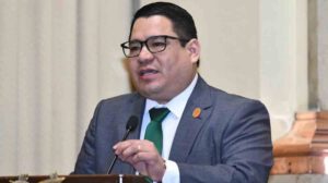 Evo Morales enfrenta orden de aprehensión según Roger Mariaca