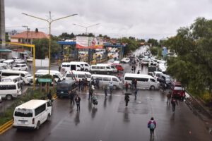 Bloqueo en Quillacollo afecta el transporte