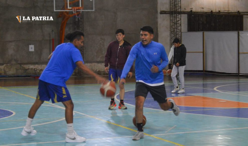 Libobásquet U-25 del Club Atlético Nacional en Cochabamba