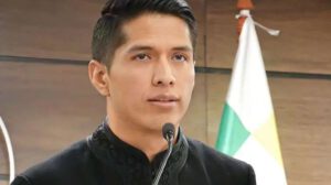 Andrónico Rodríguez rechaza acusaciones de financiamiento político