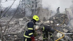 Ataque ruso en Ucrania causa seis muertes