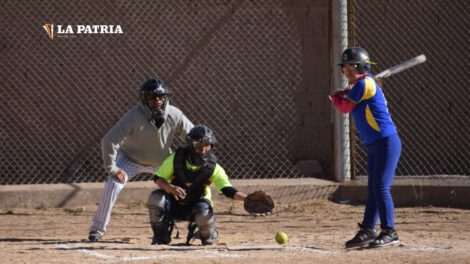 Torneo nacional de béisbol Sub-10 en Oruro