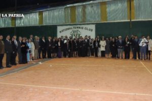 Celebración del centenario del National Tennis Club en Oruro