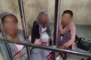 hermanas detenidas en Cochabamba durante inauguración escolar