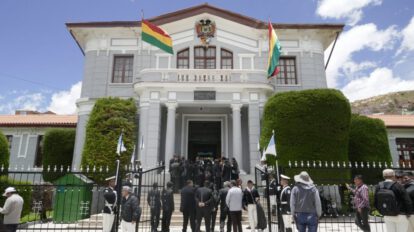 Colegio Nacional Simón Bolívar protegido como patrimonio cultural