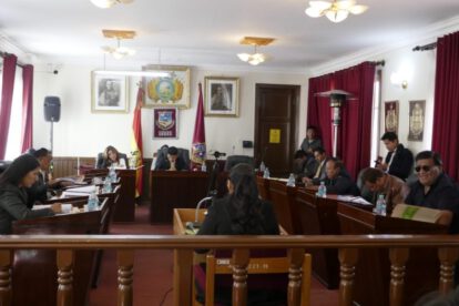 Interpelación Concejo Municipal Oruro sobre funcionarios beneficiados