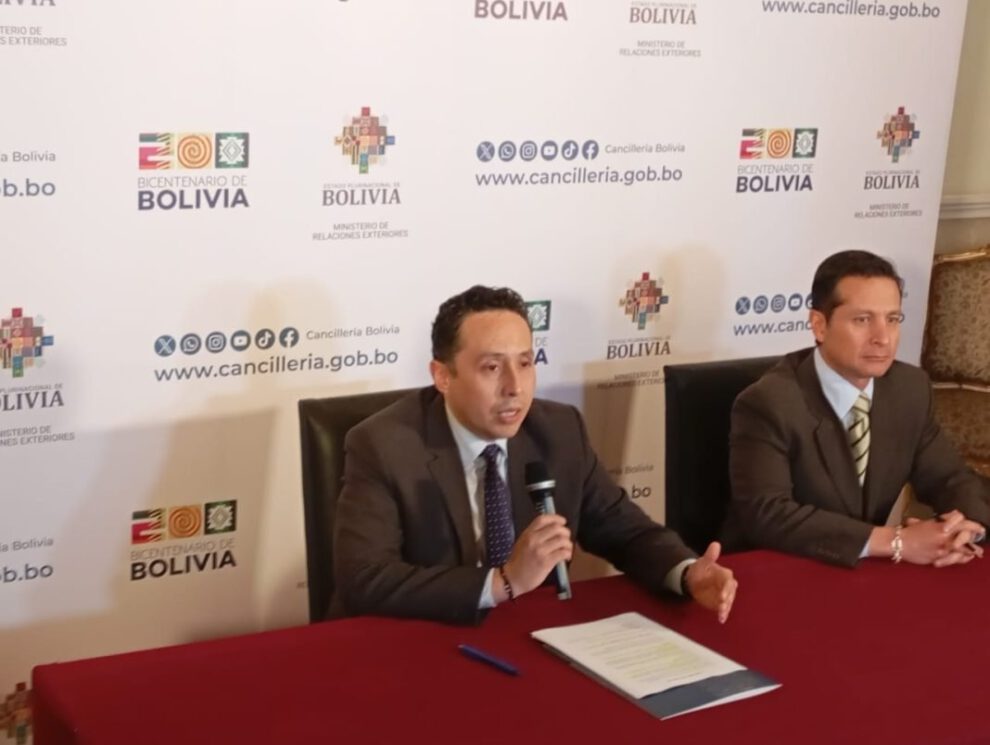 Deportaciones masivas de bolivianos en Estados Unidos