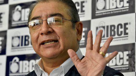 Importaciones de celulares en Bolivia caen un 60%