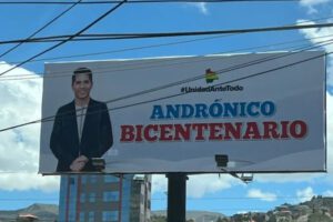Candidatura de Andrónico Rodríguez en vallas publicitarias