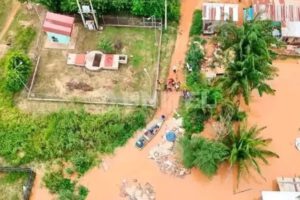Desborde del arroyo Bahía en Cobija