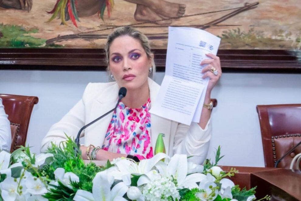 Aumento del pasaje en Santa Cruz por Jhonny Fernández