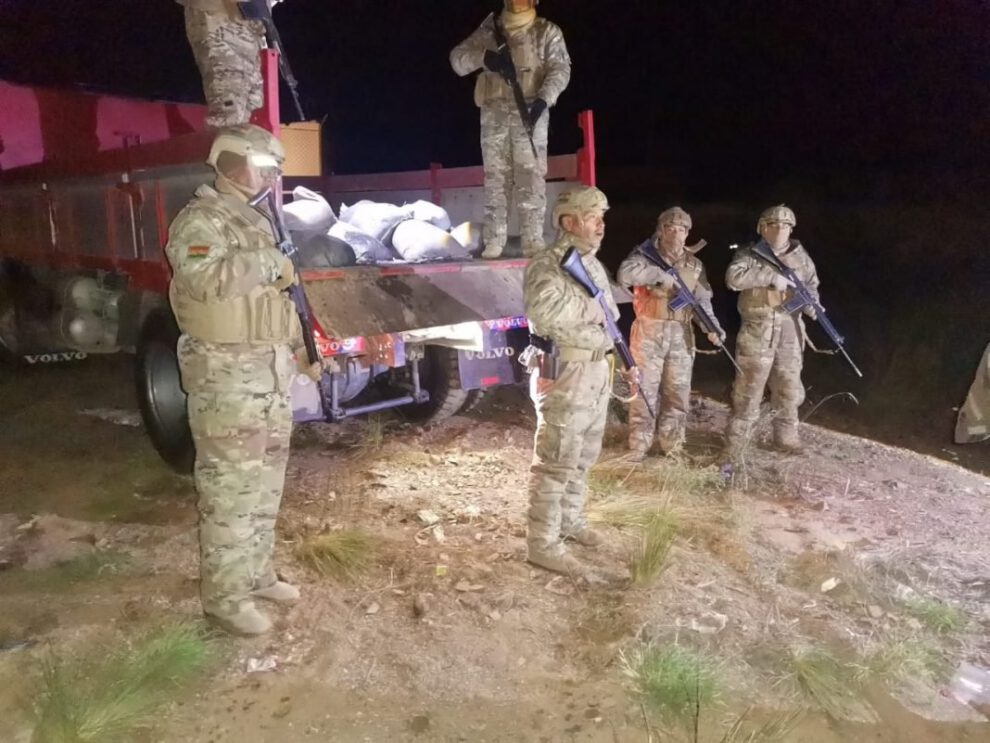 Incautación de mineral en Huanuni