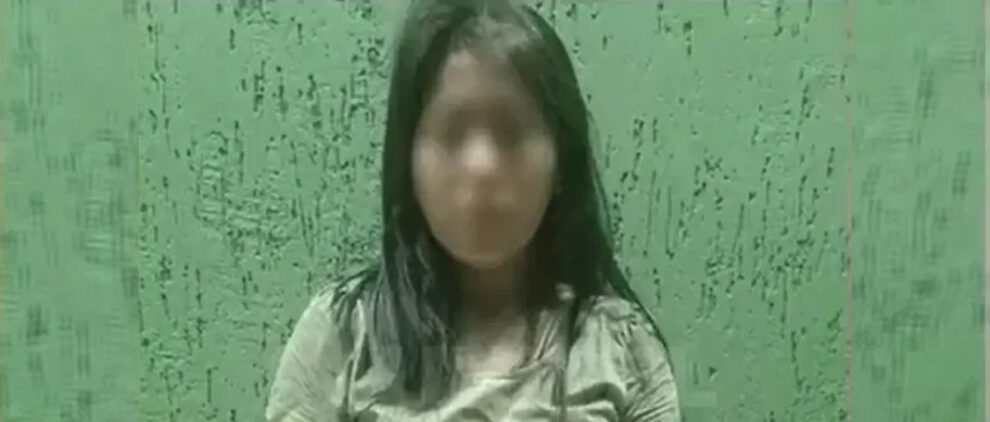 Cajera de banco aprehendida por el robo de 40 mil bolivianos