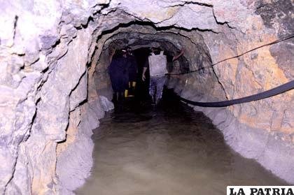Ley tratamiento aguas ácidas en la mina San José