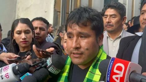 Israel Huaytari solicita licencias desde que dejó la presidencia de la Cámara de Diputados