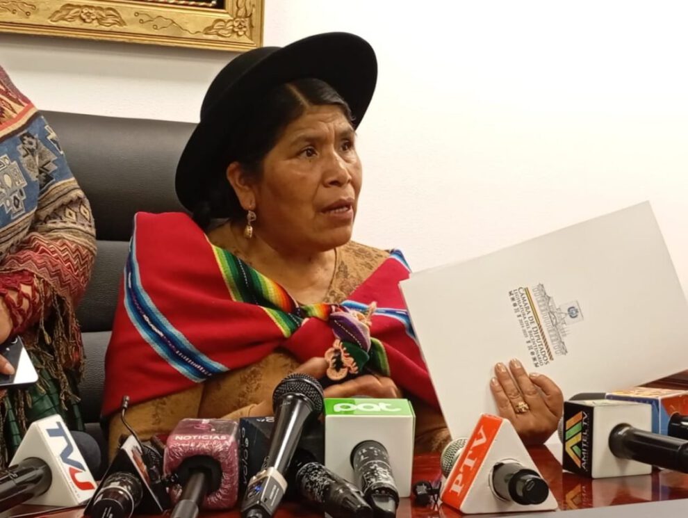 Toribia Lero denuncia a Héctor Arce por agresiones verbales