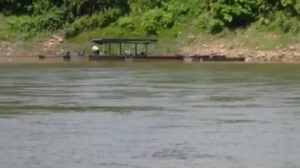 Desaparecen tres pescadores en el río Ichilo