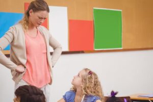 Maestra apuñala a estudiante en Daejeon, Corea del Sur