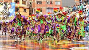 Bolivia defiende la danza del Tinku tras controversia con Perú