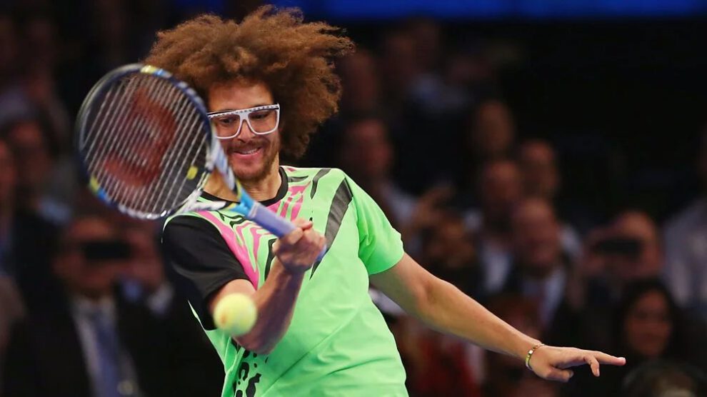Redfoo debuta en tenis a los 49 años