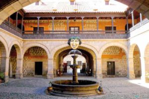 Simulacro de evacuación en la Casa Nacional de Moneda