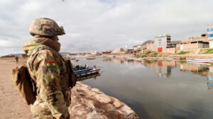 Operativos contra el contrabando en La Paz y Potosí