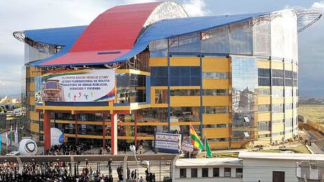 ampliado extraordinario del MAS en Coliseo Héroes de Octubre