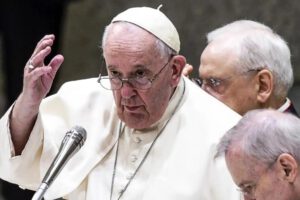 Papa Francisco hospitalización por bronquitis