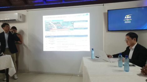 Estudio de factibilidad Puente Mamoré presentado por el ministro Edgar Montaño