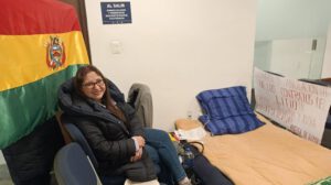 Huelga de hambre Mónica Torres contra contratos de litio