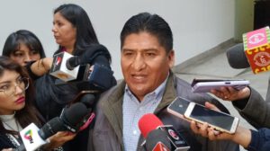 disposición séptima del presupuesto en discusión por el diputado Andrés Flores
