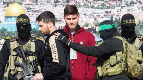 Hamás libera rehenes israelíes en la Franja de Gaza